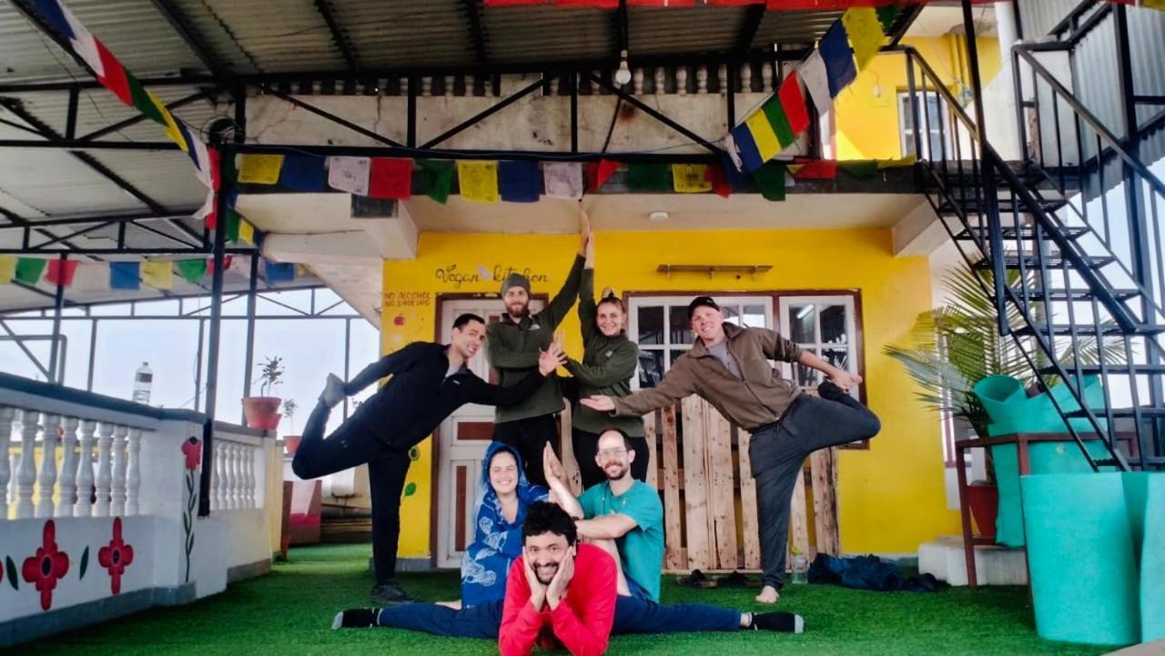 Yog Hostel Kathmandu Buitenkant foto
