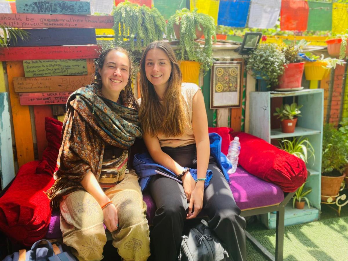 Yog Hostel Kathmandu Buitenkant foto