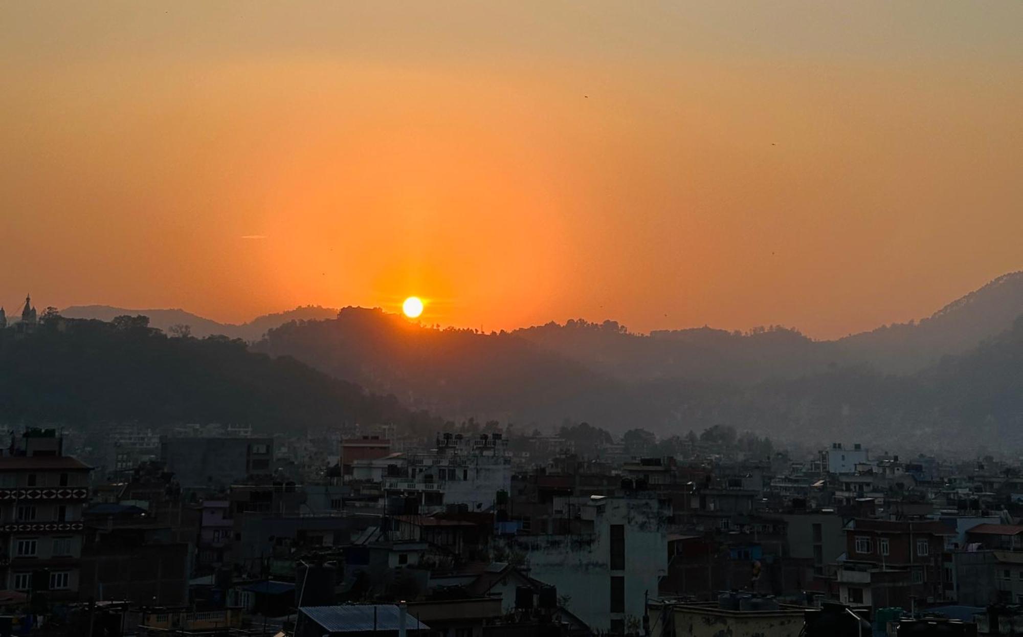 Yog Hostel Kathmandu Buitenkant foto
